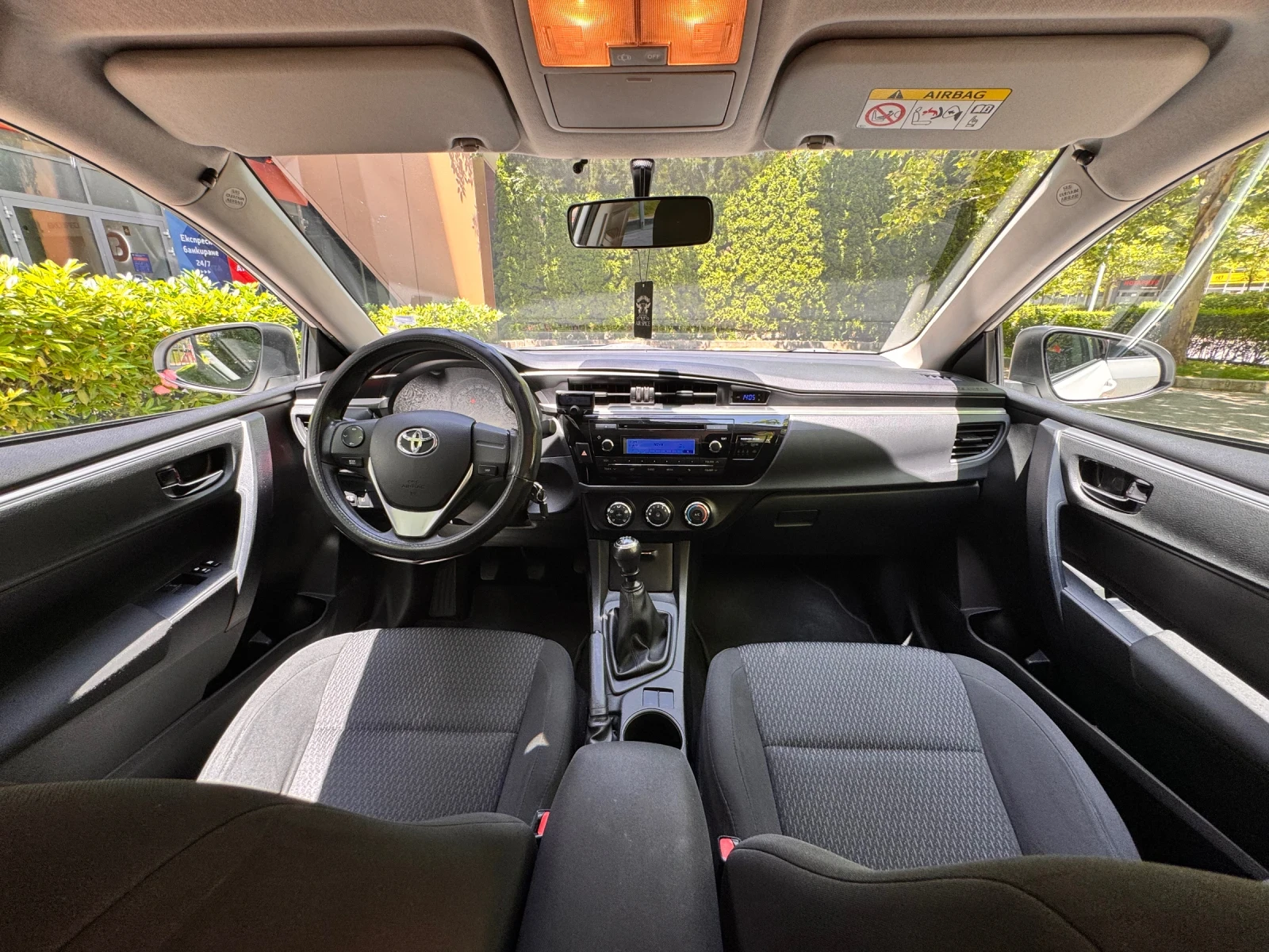 Toyota Corolla  - изображение 9