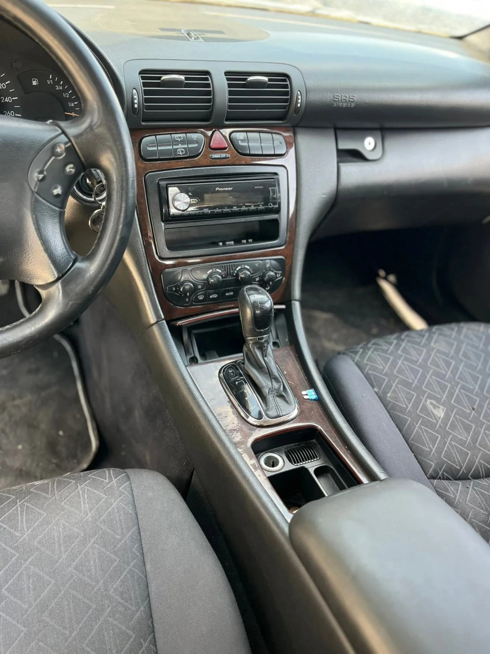 Mercedes-Benz C 220 611 | Mobile.bg — изображение 16