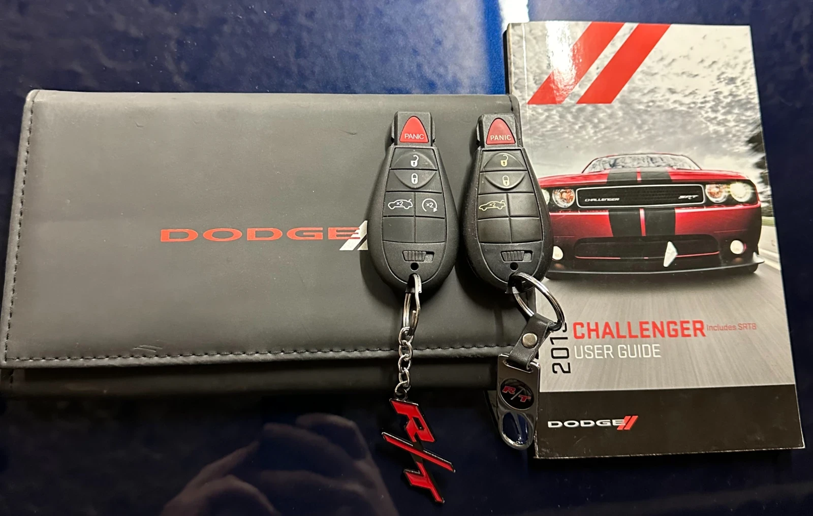 Dodge Challenger 5.7 HEMI R/T - изображение 6