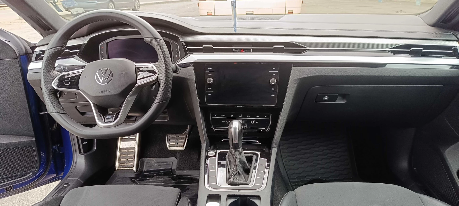 VW Arteon R-Line 4Motion Гаранционна - изображение 7