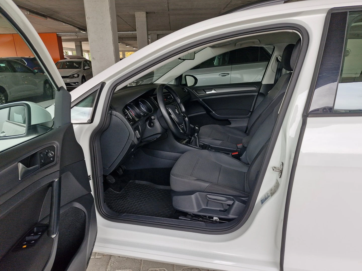 VW Golf Variant Comfortline 1.5TSI EVO BMT | Mobile.bg   6