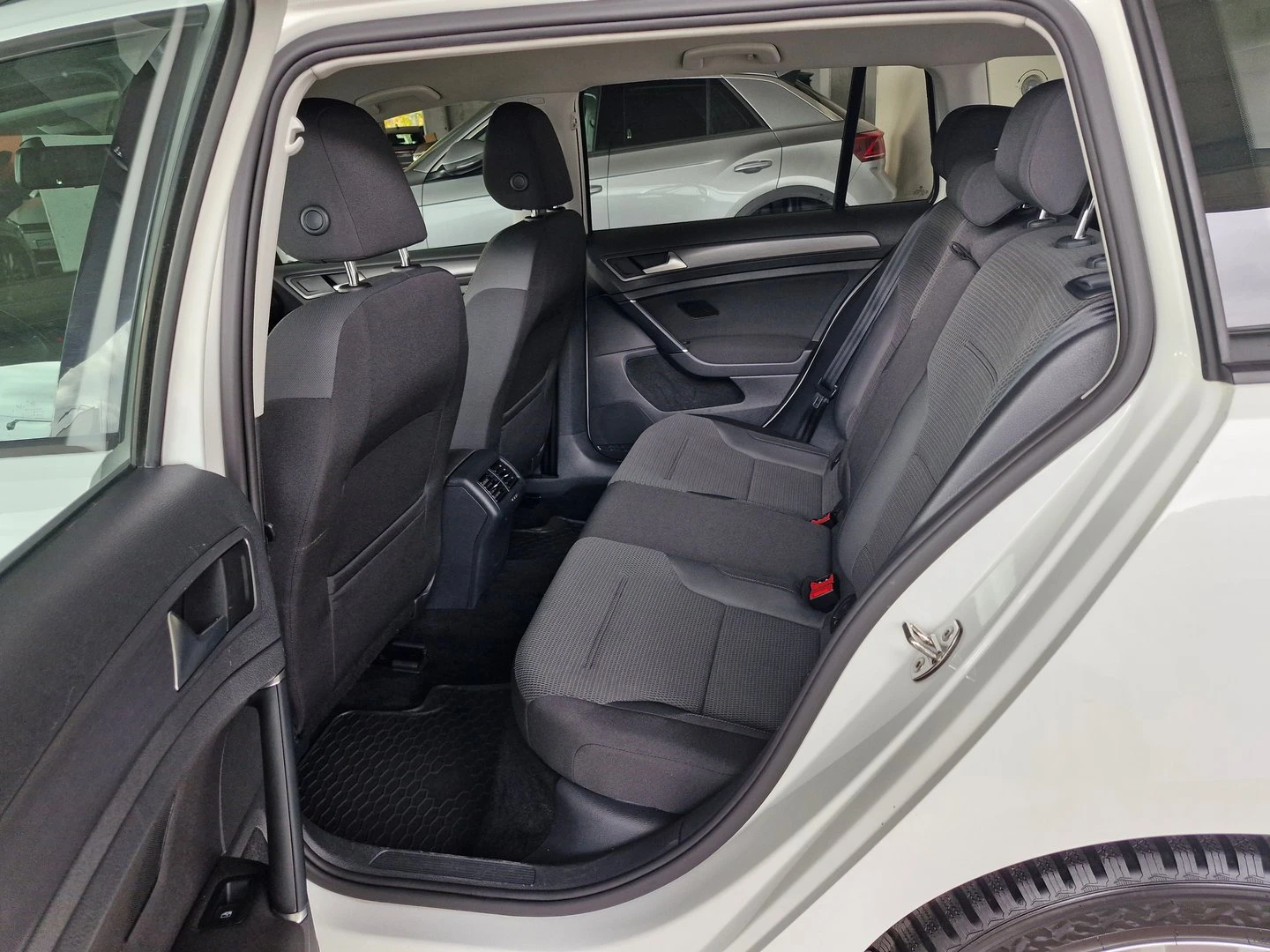 VW Golf Variant Comfortline 1.5TSI EVO BMT | Mobile.bg   7