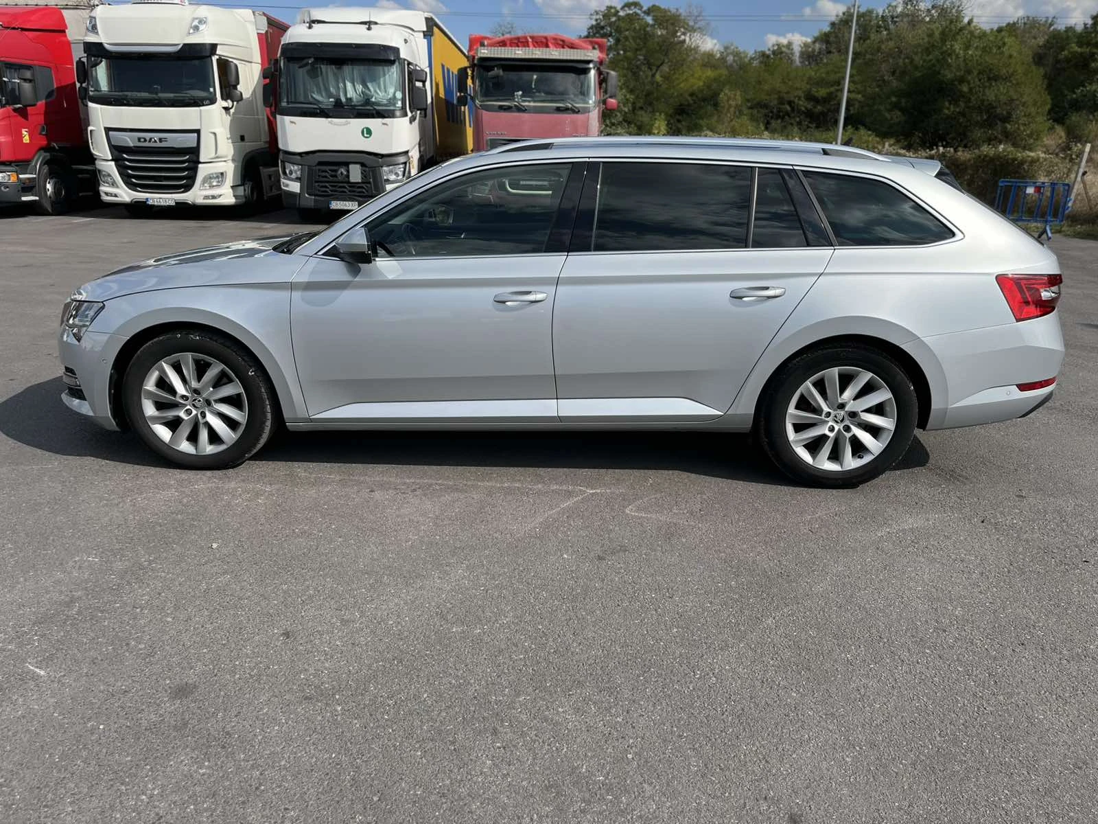 Skoda Superb 2.0 TDI Facelift - изображение 6