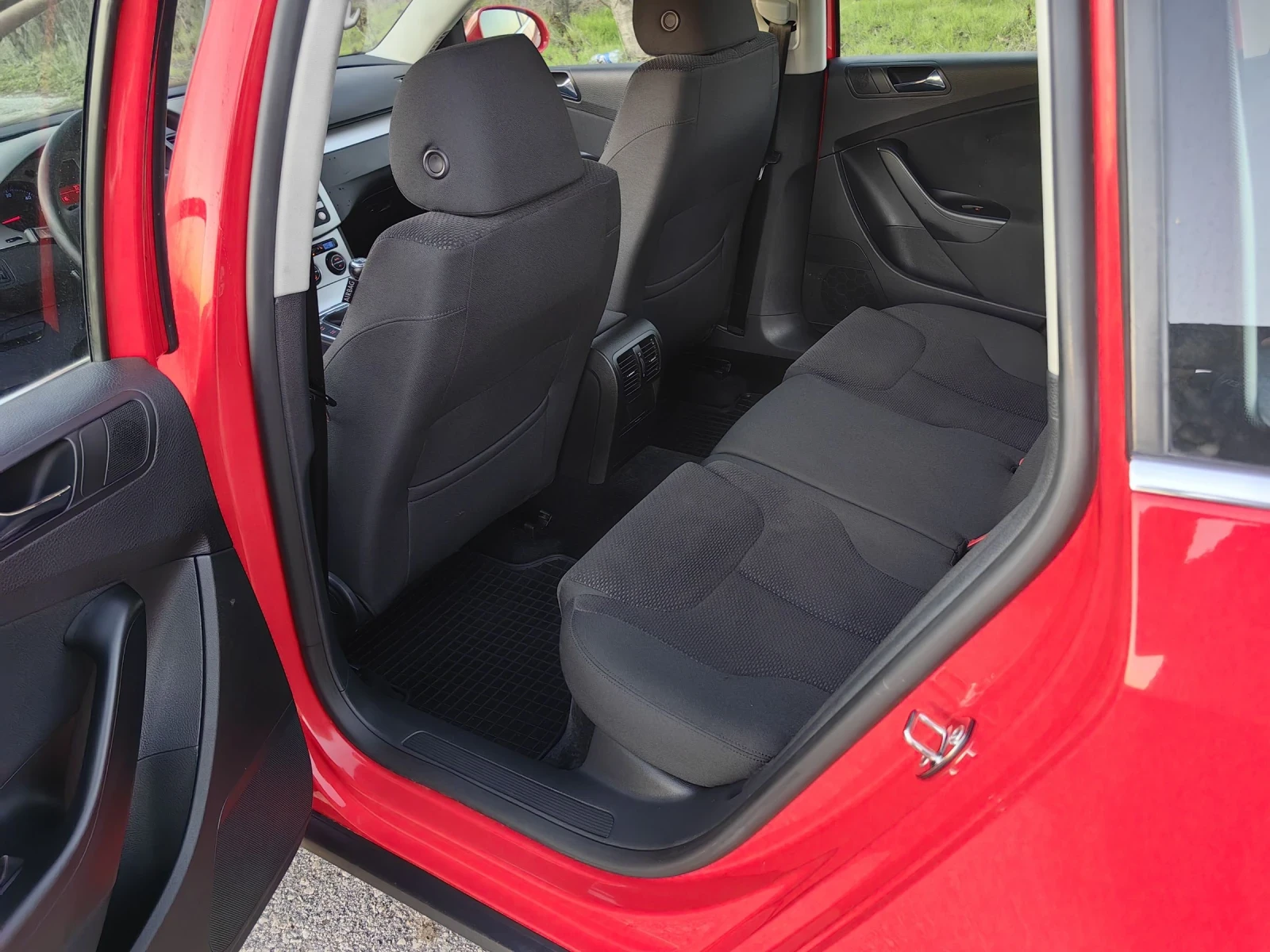 VW Passat 2.0TDI BMP 8KЛ. 4Х4 182Х.КМ - изображение 10