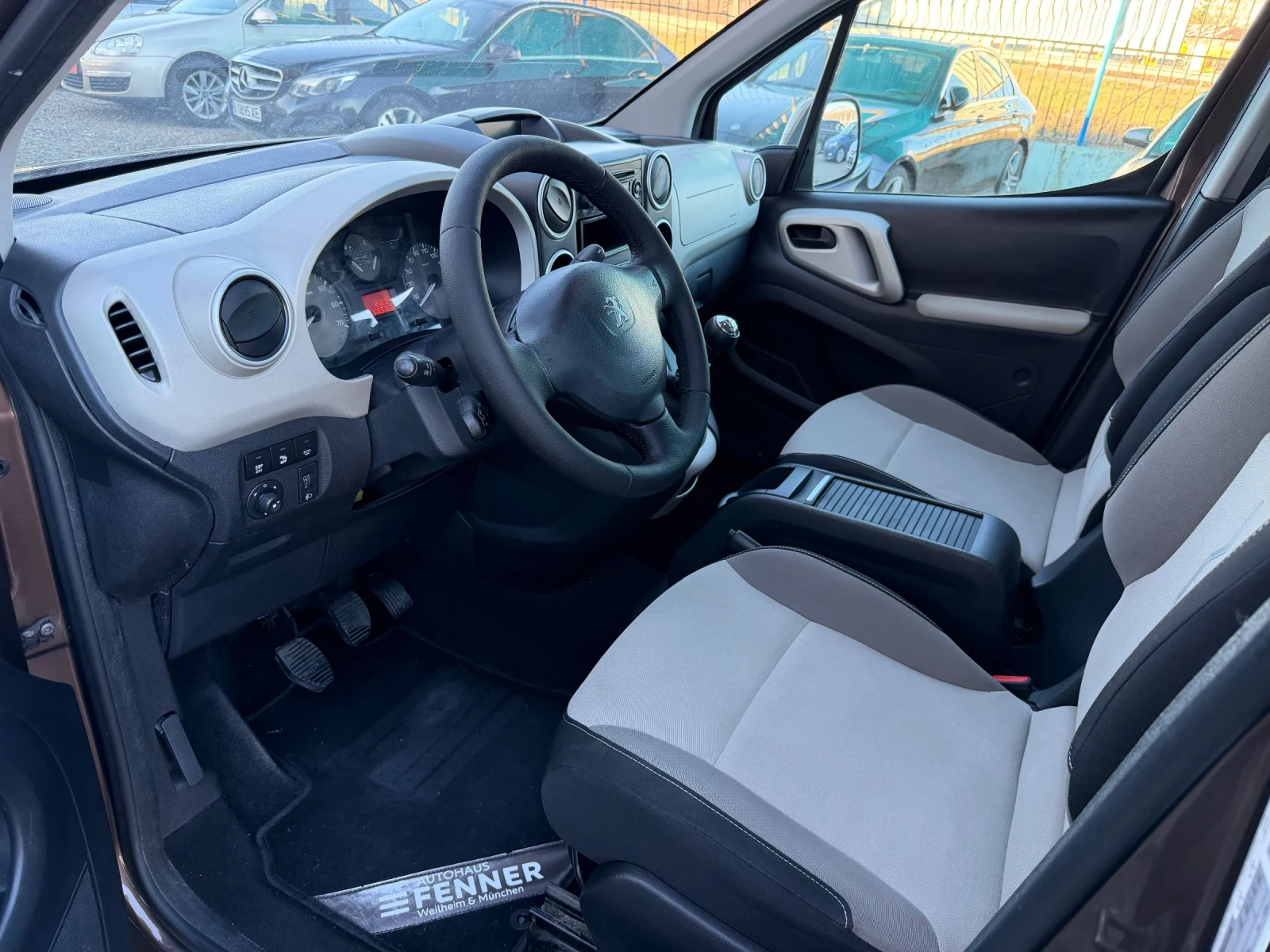 Peugeot Partner Tepee пътнически - изображение 9