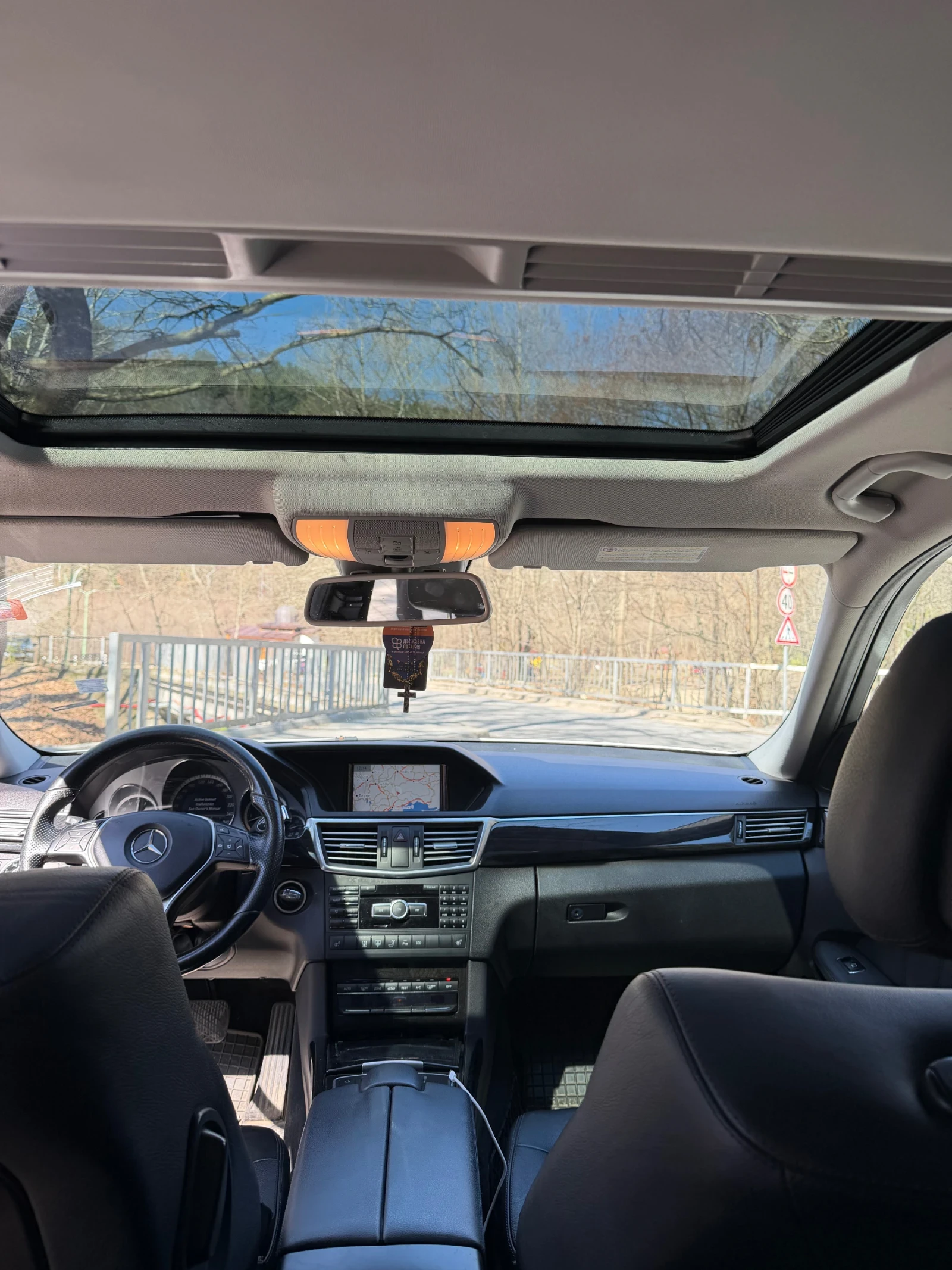 Mercedes-Benz E 350  - изображение 3