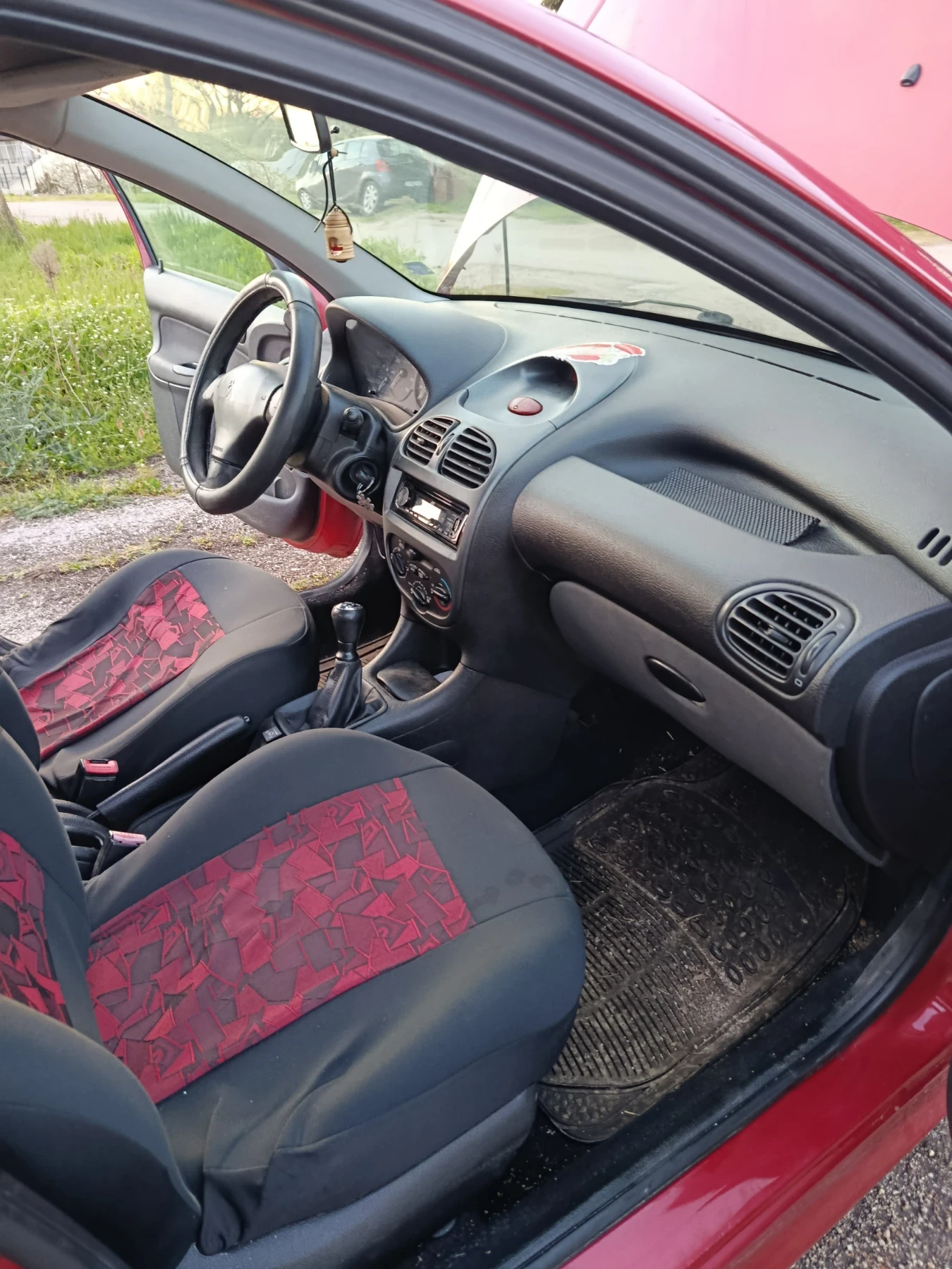 Peugeot 206 Не, снимка 10 - Автомобили и джипове - 54322434