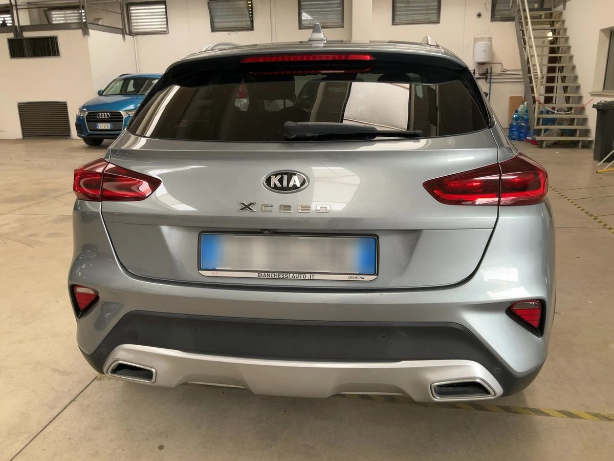 Kia XCeed 1, 6 crdi mild hibrid, снимка 5 - Автомобили и джипове - 54377180