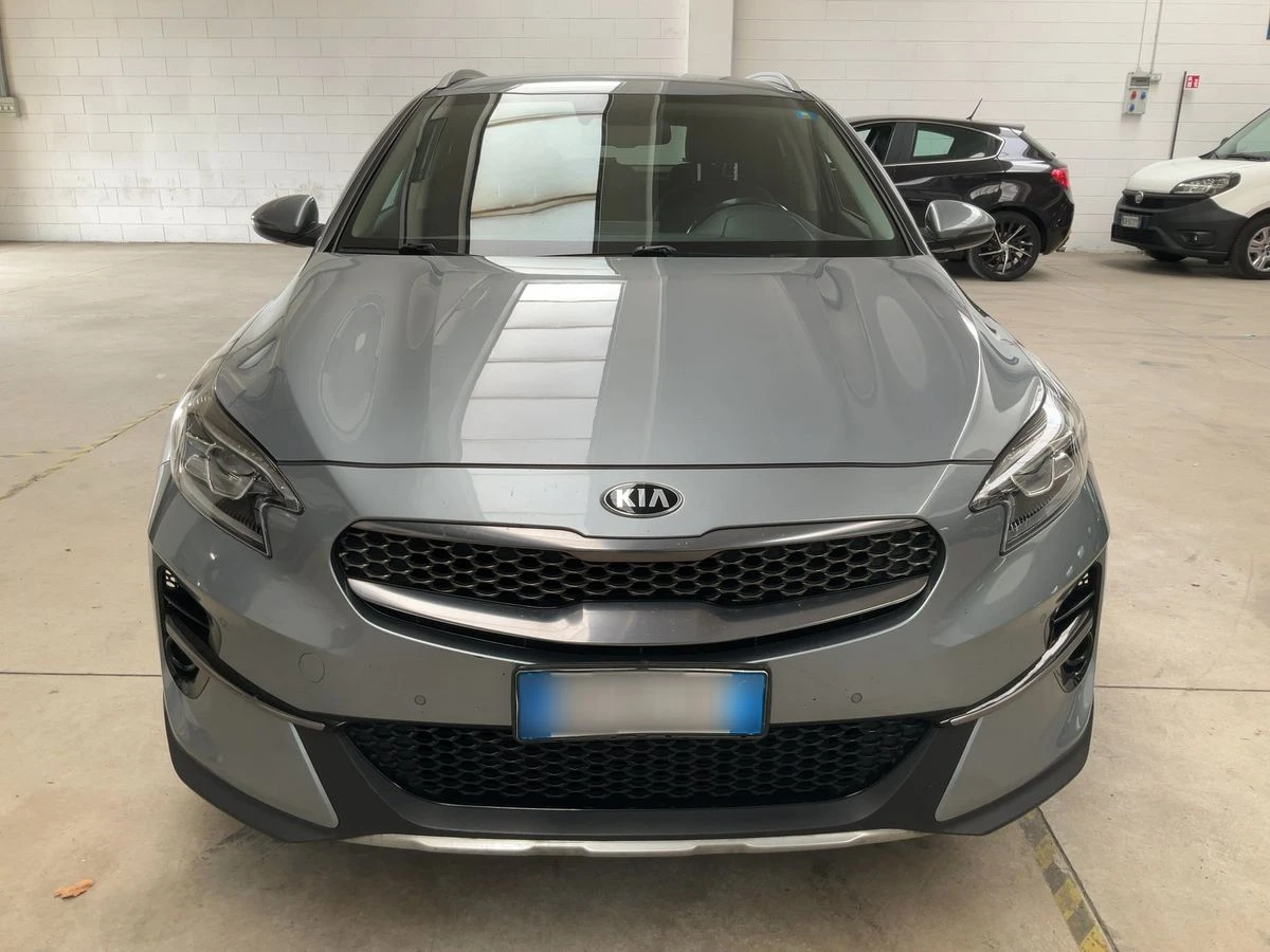 Kia XCeed 1, 6 crdi mild hibrid, снимка 2 - Автомобили и джипове - 54377180