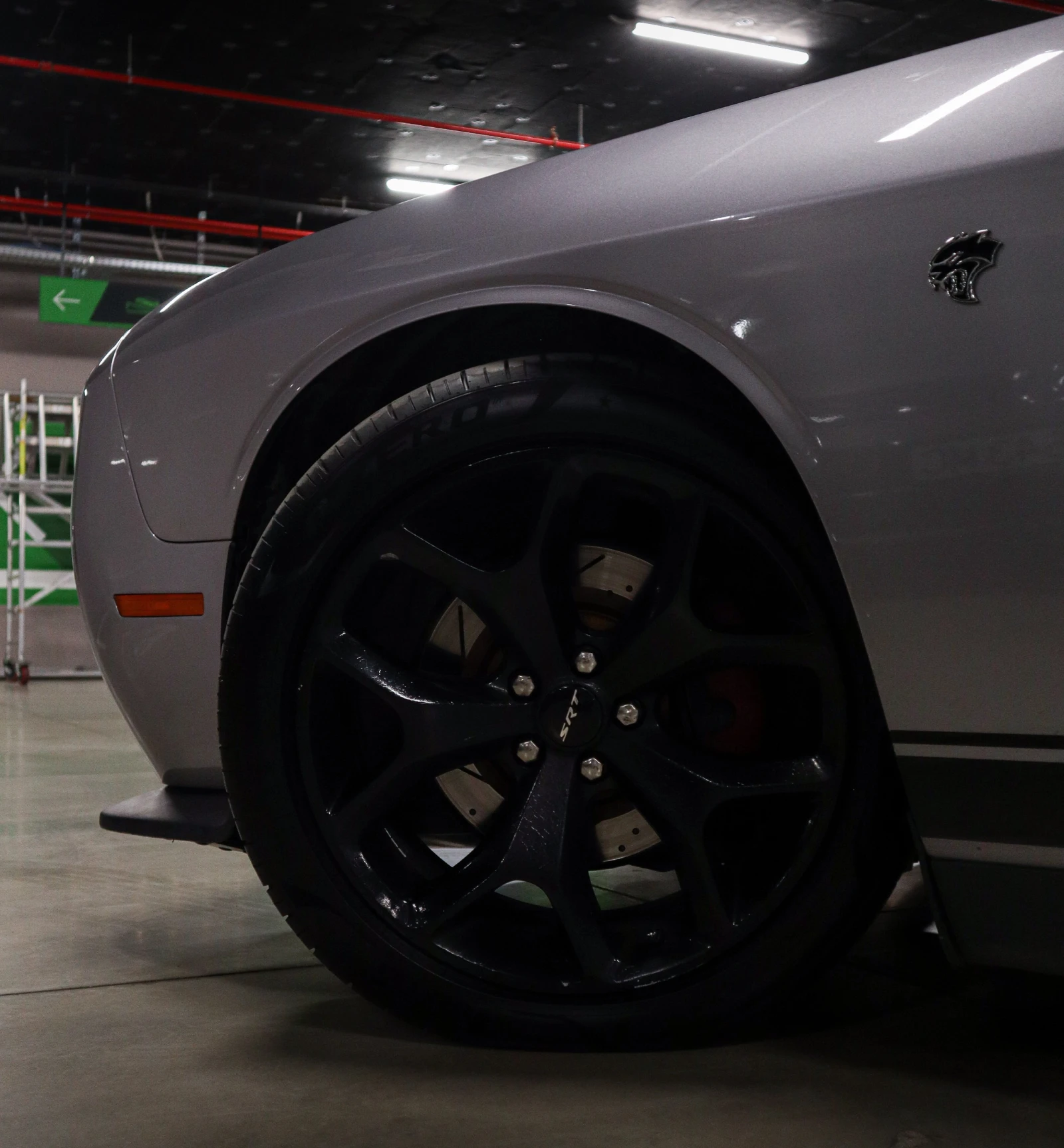 Dodge Challenger SRT Hellcat package, снимка 8 - Автомобили и джипове - 54451644