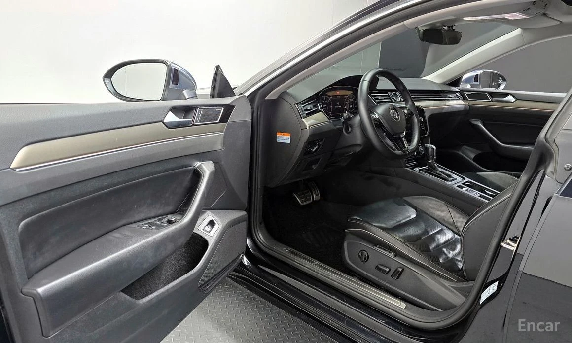VW Arteon, снимка 11 - Автомобили и джипове - 54556262