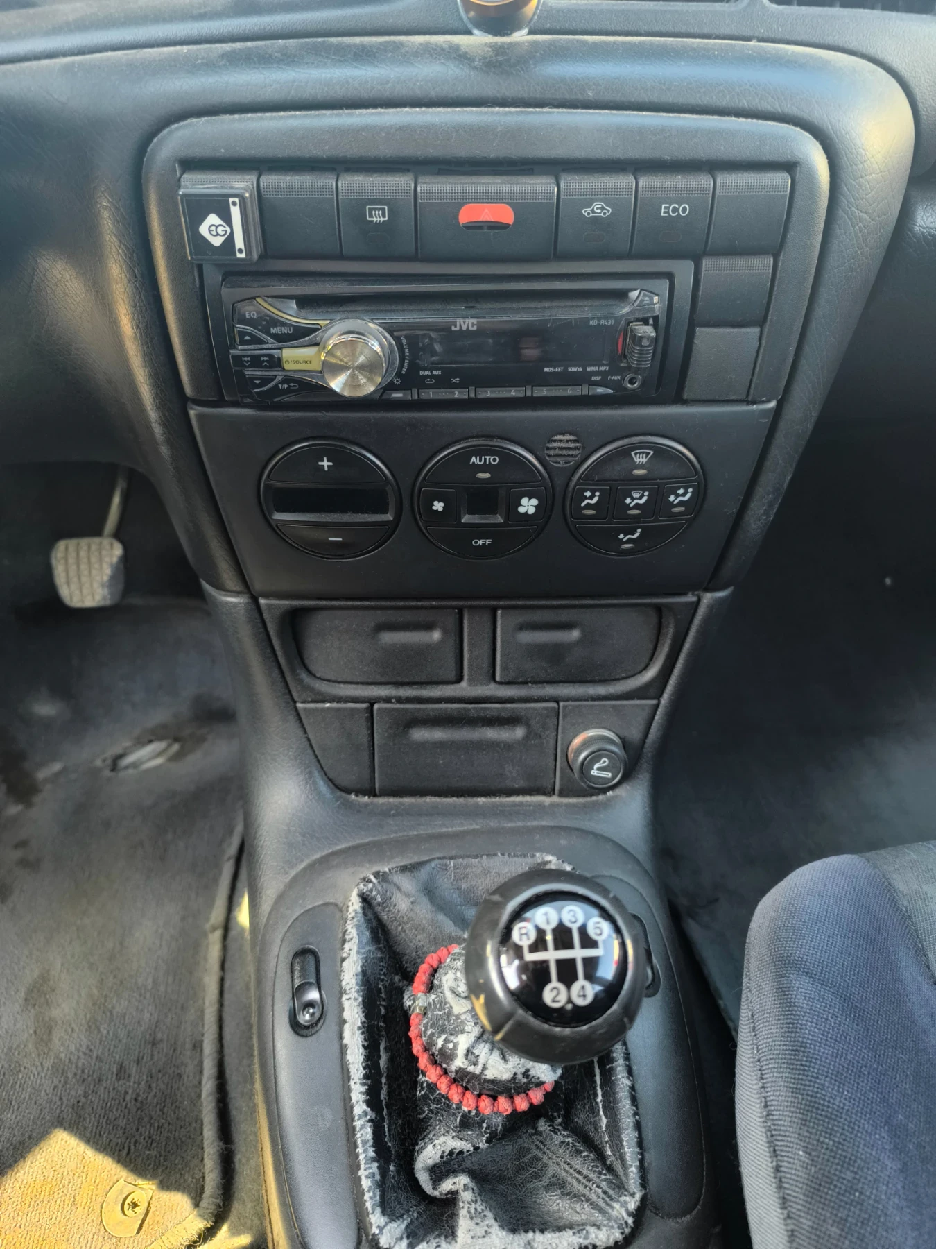 Opel Vectra 1.6 16V, снимка 10 - Автомобили и джипове - 54576182