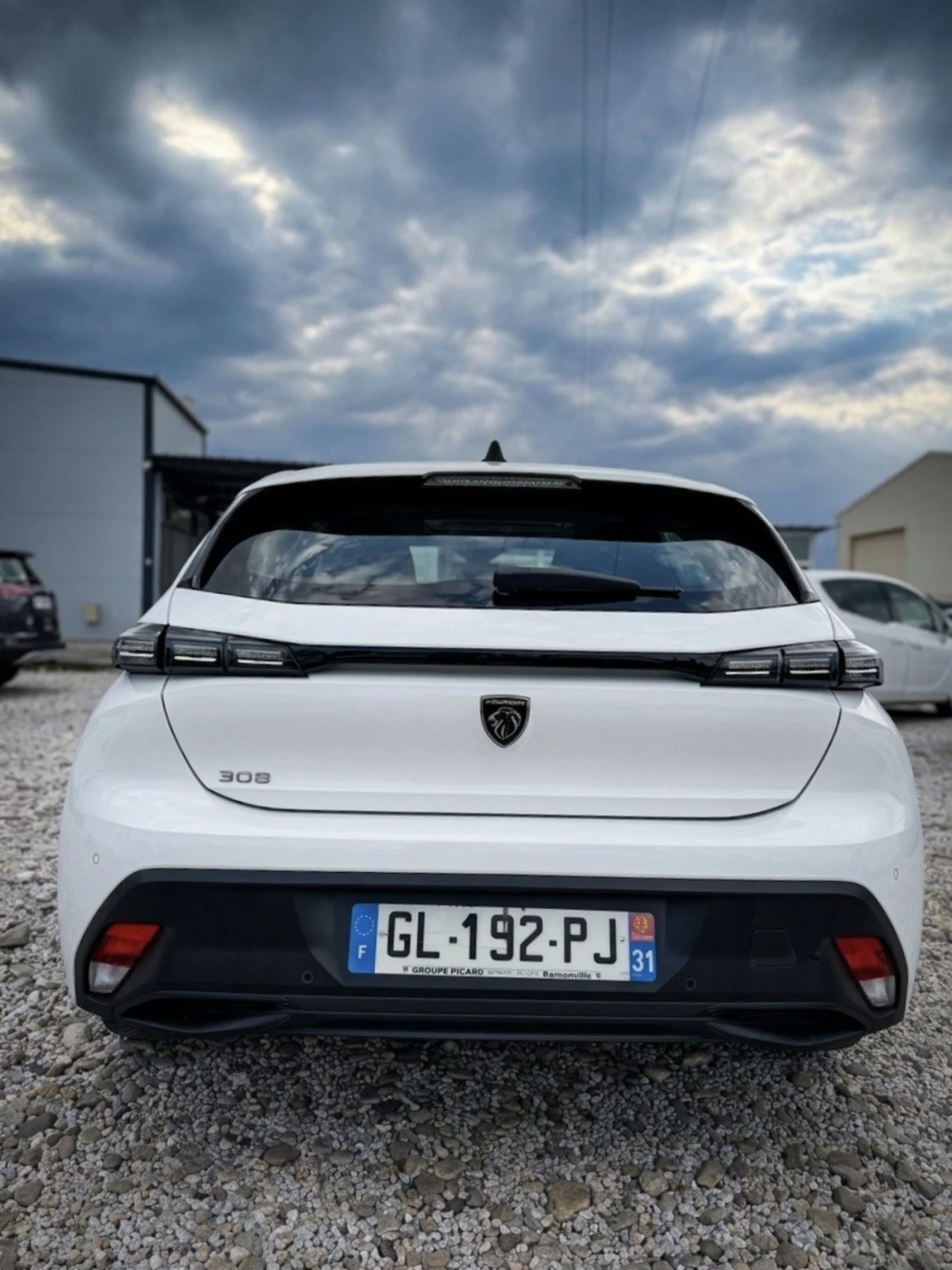 Peugeot 308 1.5 HDI, снимка 5 - Автомобили и джипове - 54676877