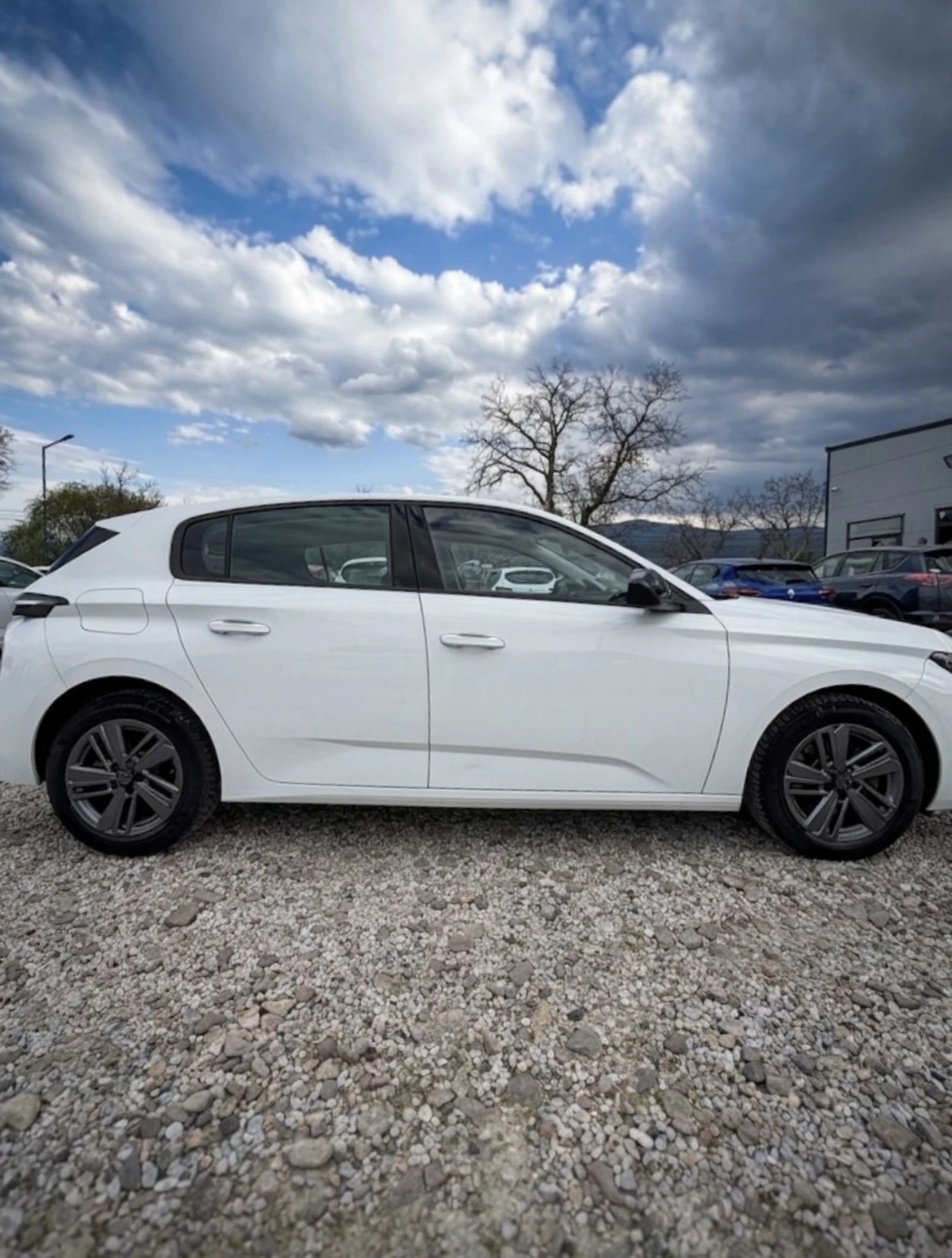 Peugeot 308 1.5 HDI, снимка 7 - Автомобили и джипове - 54676877