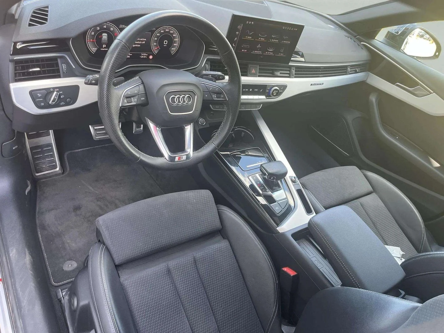 Audi A4, снимка 8 - Автомобили и джипове - 54773713