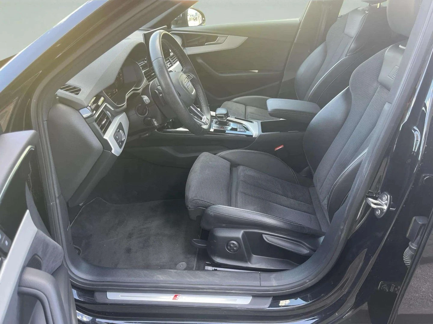 Audi A4, снимка 7 - Автомобили и джипове - 54773713