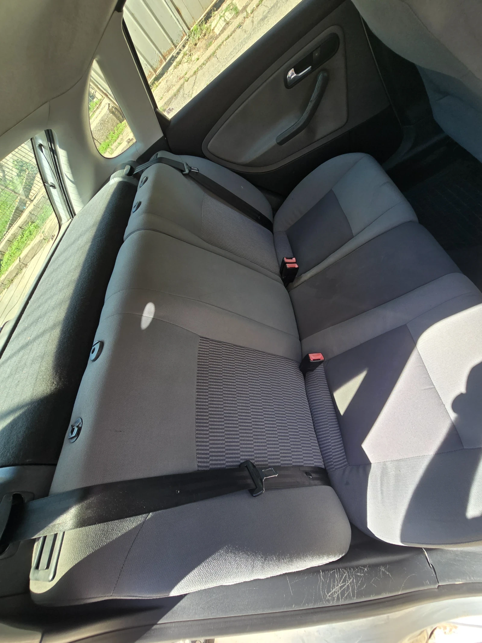 Seat Ibiza, снимка 8 - Автомобили и джипове - 55155744