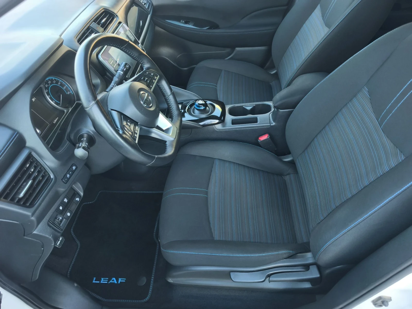 Nissan Leaf  40KW FULL SERVICE IN NISSAN NEW !!!, снимка 8 - Автомобили и джипове - 55245109