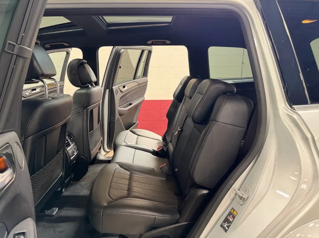 Mercedes-Benz GLS 450 AMG pack, снимка 9 - Автомобили и джипове - 55301456