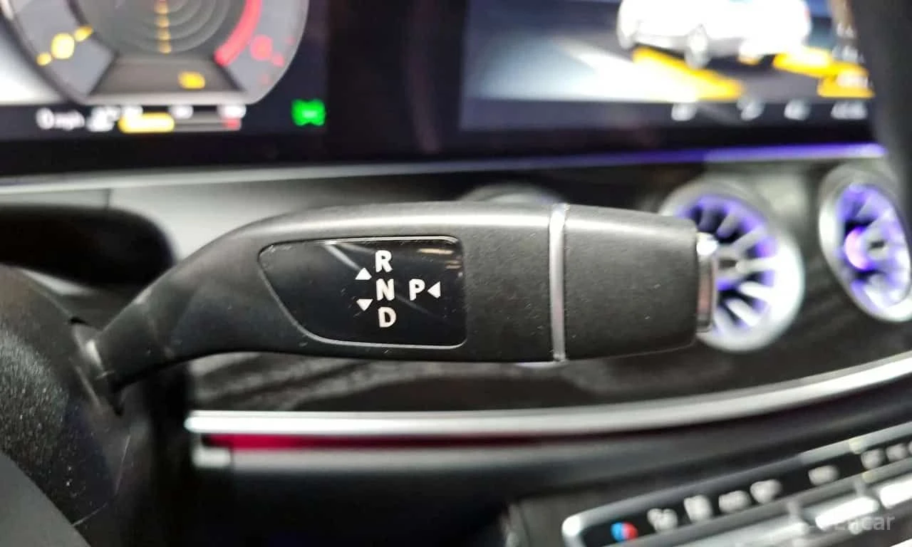 Mercedes-Benz E 220 | ПОДГРЕВ | ПАНОРАМА | HUD | , снимка 9 - Автомобили и джипове - 55622571