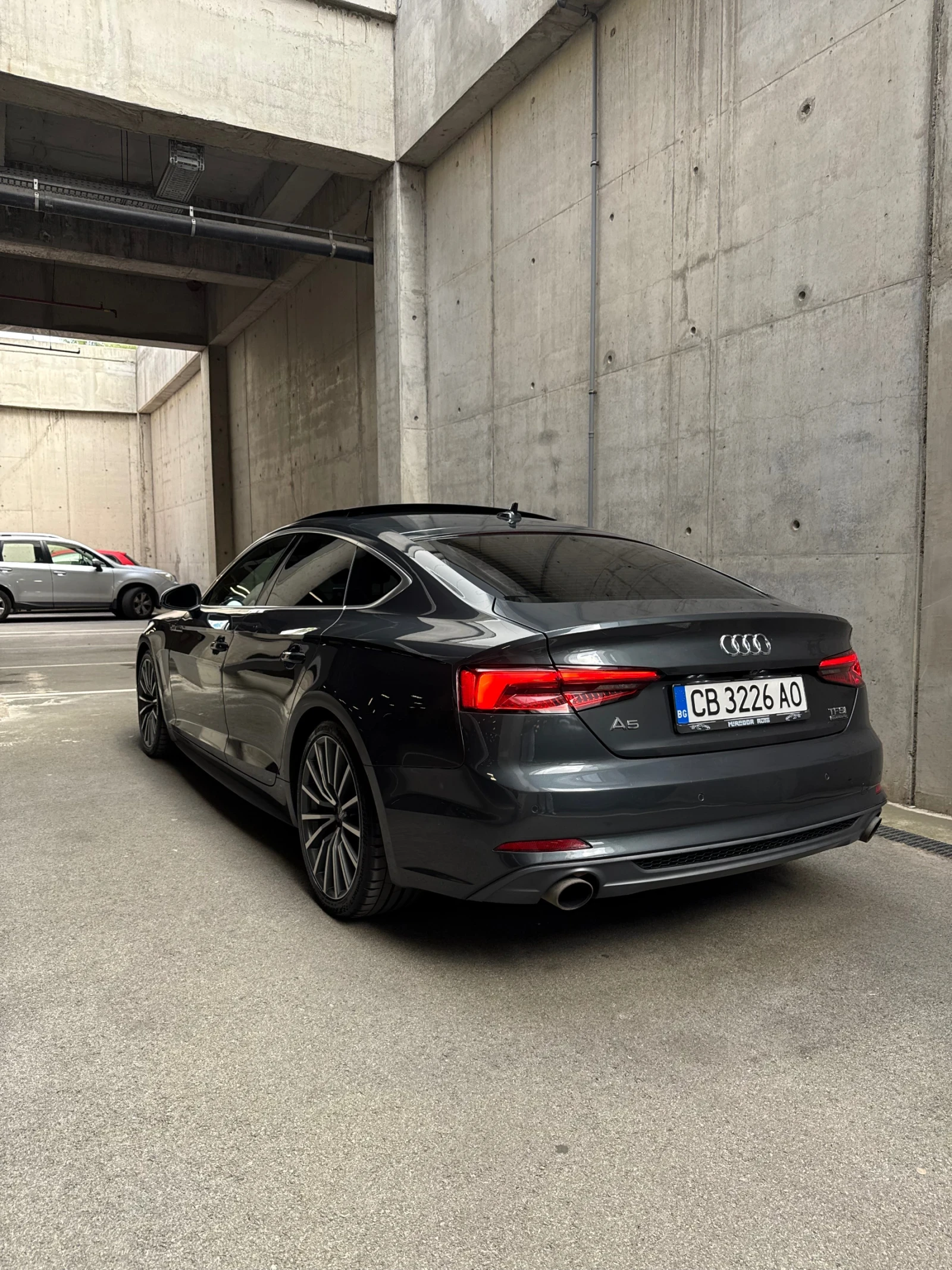 Audi A5 Sportback 2.0 TFSI S-Line | Всички екстри, снимка 4 - Автомобили и джипове - 55936731