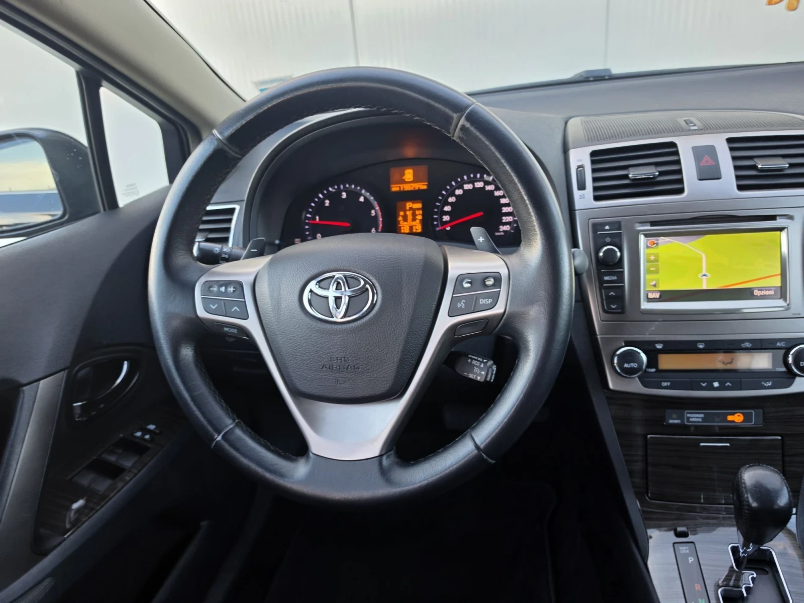 Toyota Avensis 2.2D Full Keyless Navi Xenon  | Mobile.bg � ����������� 13