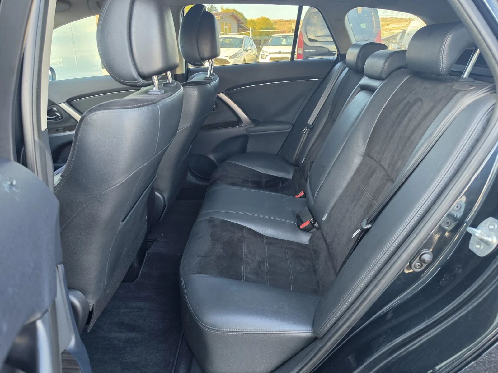 Toyota Avensis 2.2D Full Keyless Navi Xenon  | Mobile.bg � ����������� 11