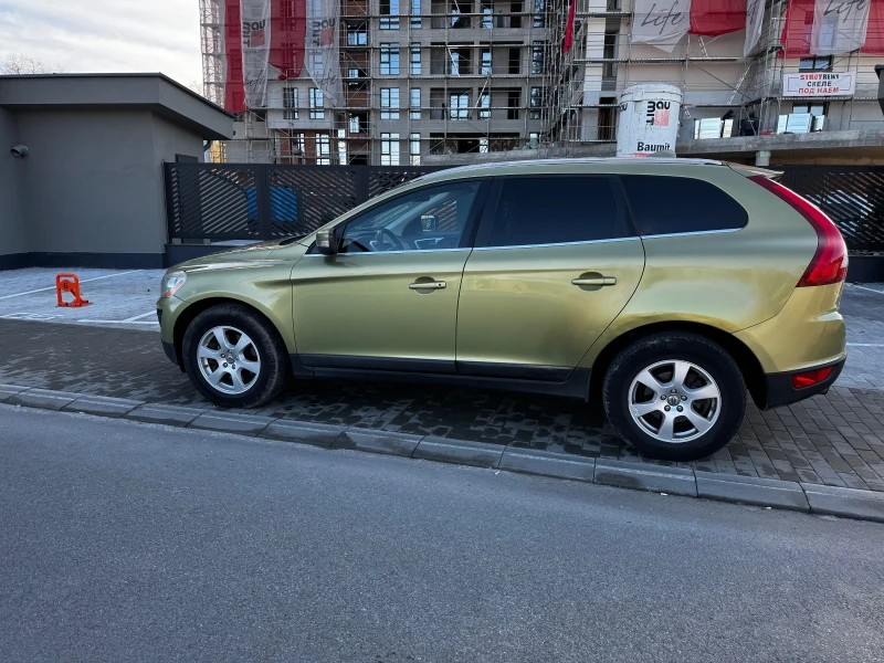 Volvo XC60, снимка 4 - Автомобили и джипове - 48668499