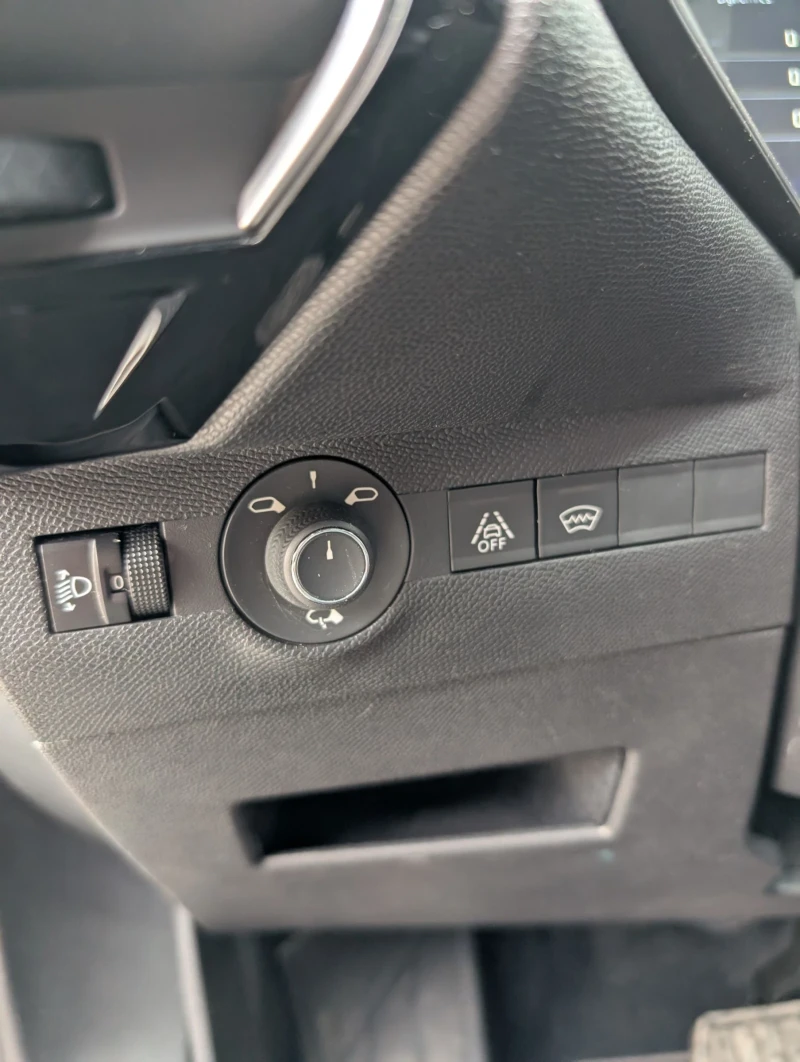 DS DS 7 Crossback RIVOLI, снимка 11 - Автомобили и джипове - 52217423