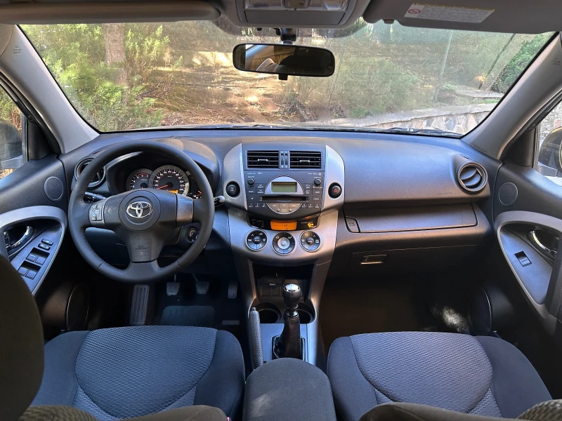Toyota Rav4 2.2 D-4D 4Х4, КАТО НОВА !!!, снимка 9 - Автомобили и джипове - 52241043