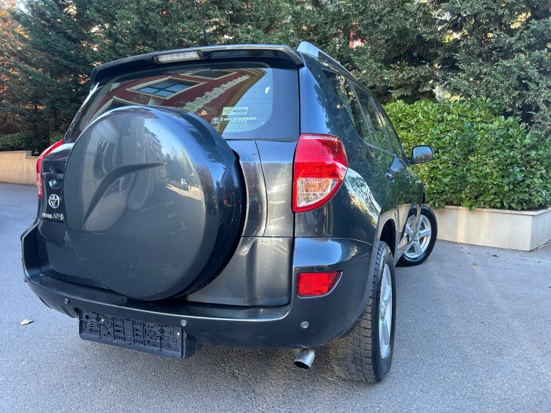Toyota Rav4 2.2 D-4D 4Х4, КАТО НОВА !!!, снимка 2 - Автомобили и джипове - 52241043
