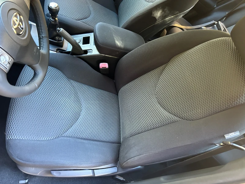 Toyota Rav4 2.2 D-4D 4Х4, КАТО НОВА !!!, снимка 11 - Автомобили и джипове - 52241043