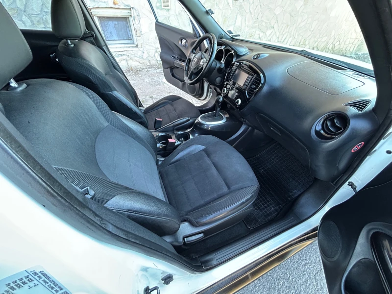 Nissan Juke 1.6i-Автоматик, снимка 8 - Автомобили и джипове - 52547059