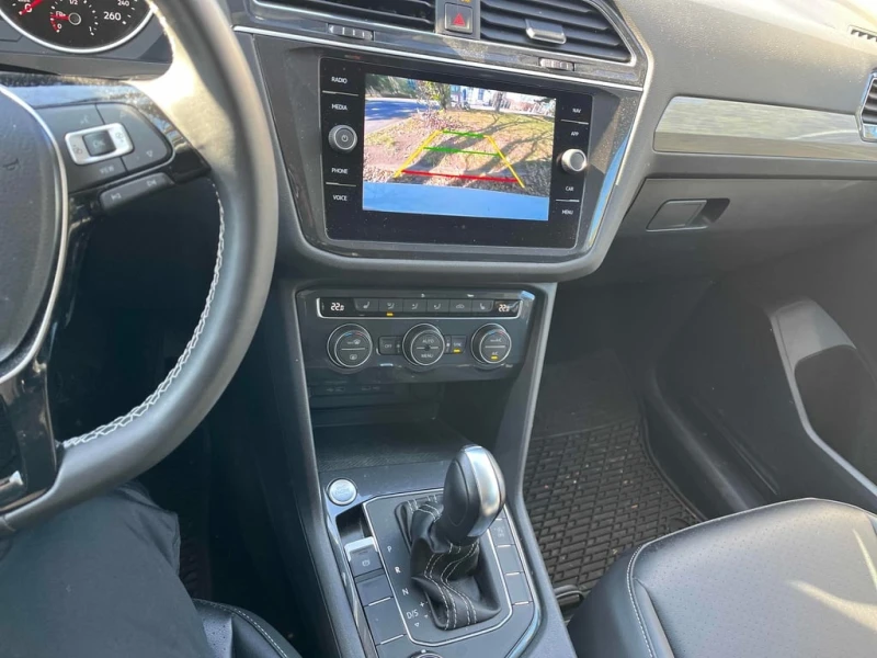 VW Tiguan * 4MOTION * CARFAX * БЕЗ ПЪРВОНАЧАЛНА ВНОСКА, снимка 9 - Автомобили и джипове - 52645289