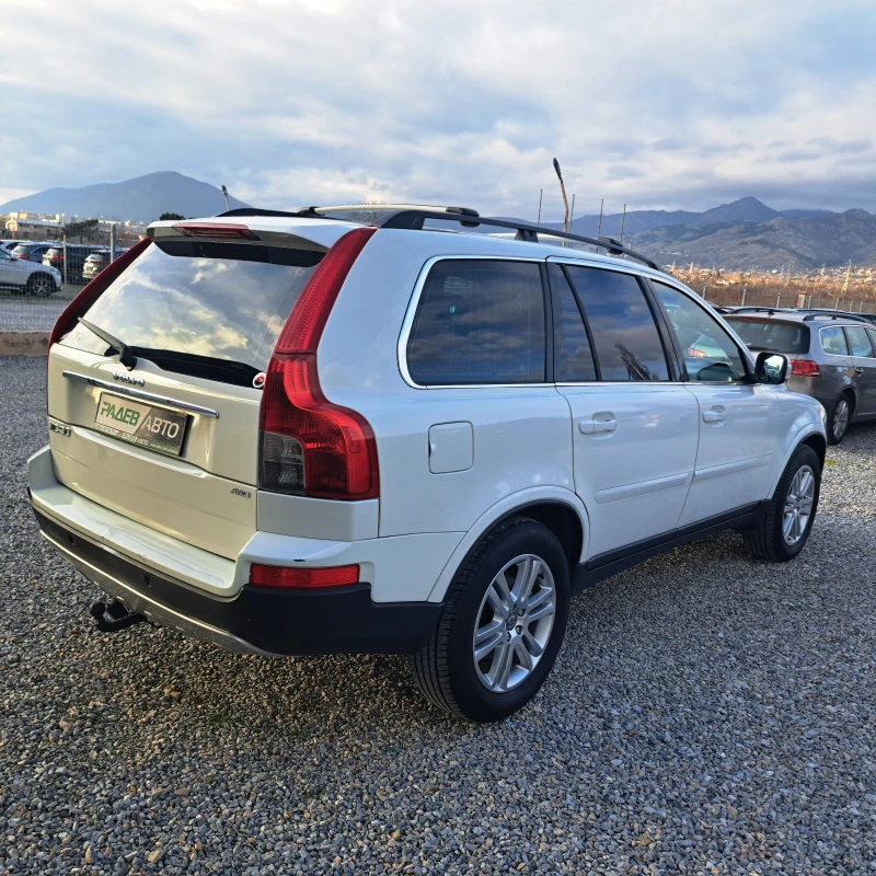 Volvo Xc90 2.4* D5* AWD* 185HP* 7МЕСТА* , снимка 7 - Автомобили и джипове - 53283932