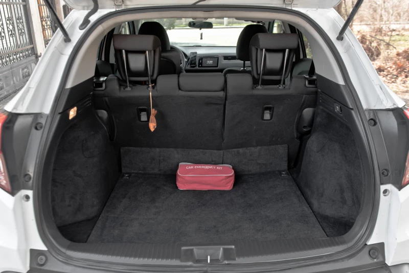 Honda Hr-v 1.8 GAZ, снимка 9 - Автомобили и джипове - 53503449