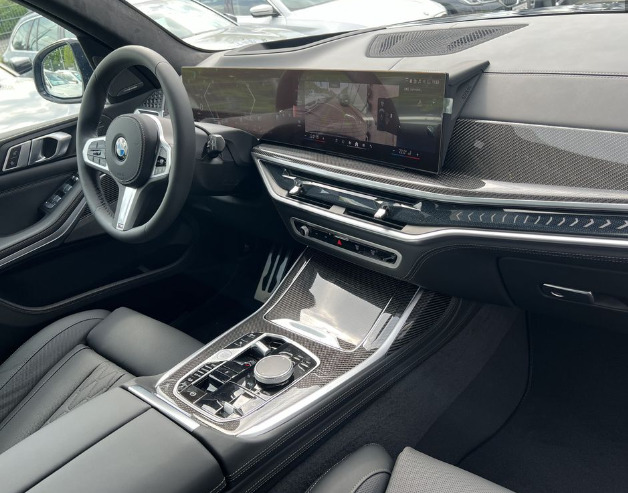 BMW X7 xDrive 40d Sport Pro, снимка 8 - Автомобили и джипове - 45875933