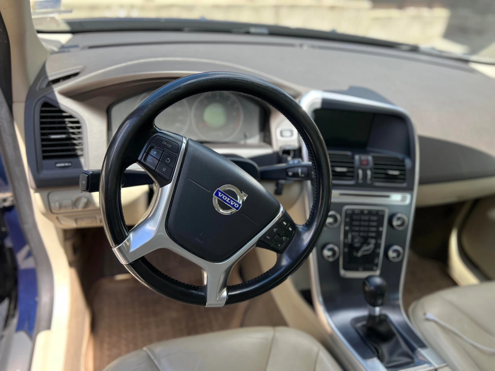 Volvo XC60 Ocean Race - изображение 9