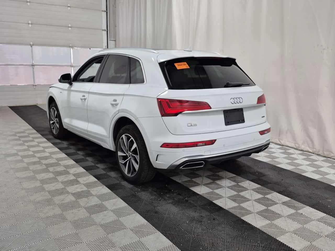 Audi Q5 * PROGRESSIV * CARFAX * ДИСТРОНИК* ПАНОРАМА*  - изображение 4