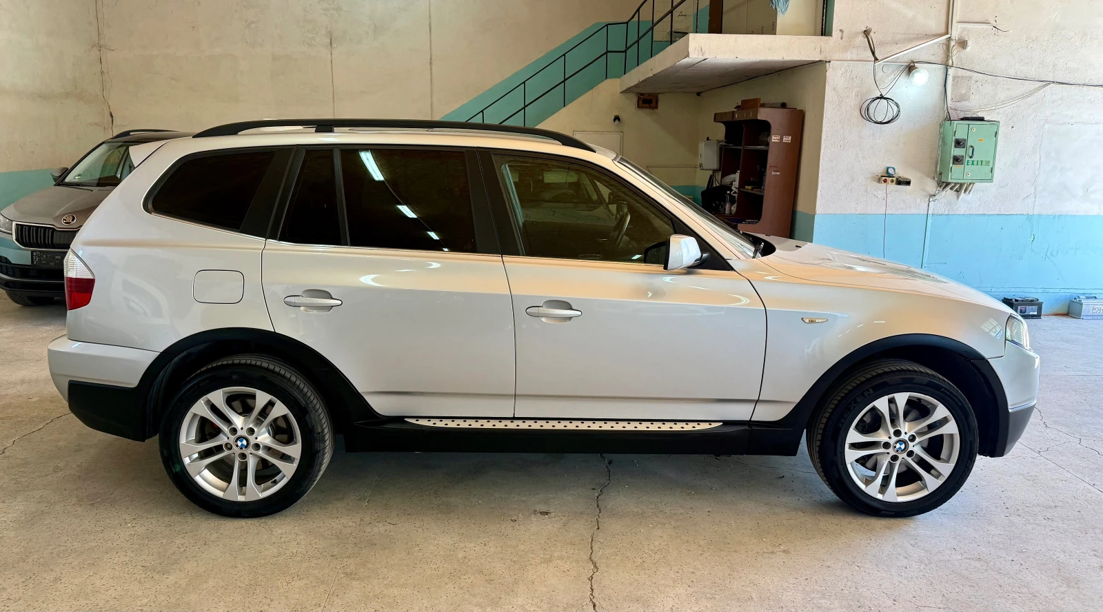BMW X3 xDrive35d 3.0 286 к.с. ОБСЛУЖЕН FACELIFT, снимка 7 - Автомобили и джипове - 53565317