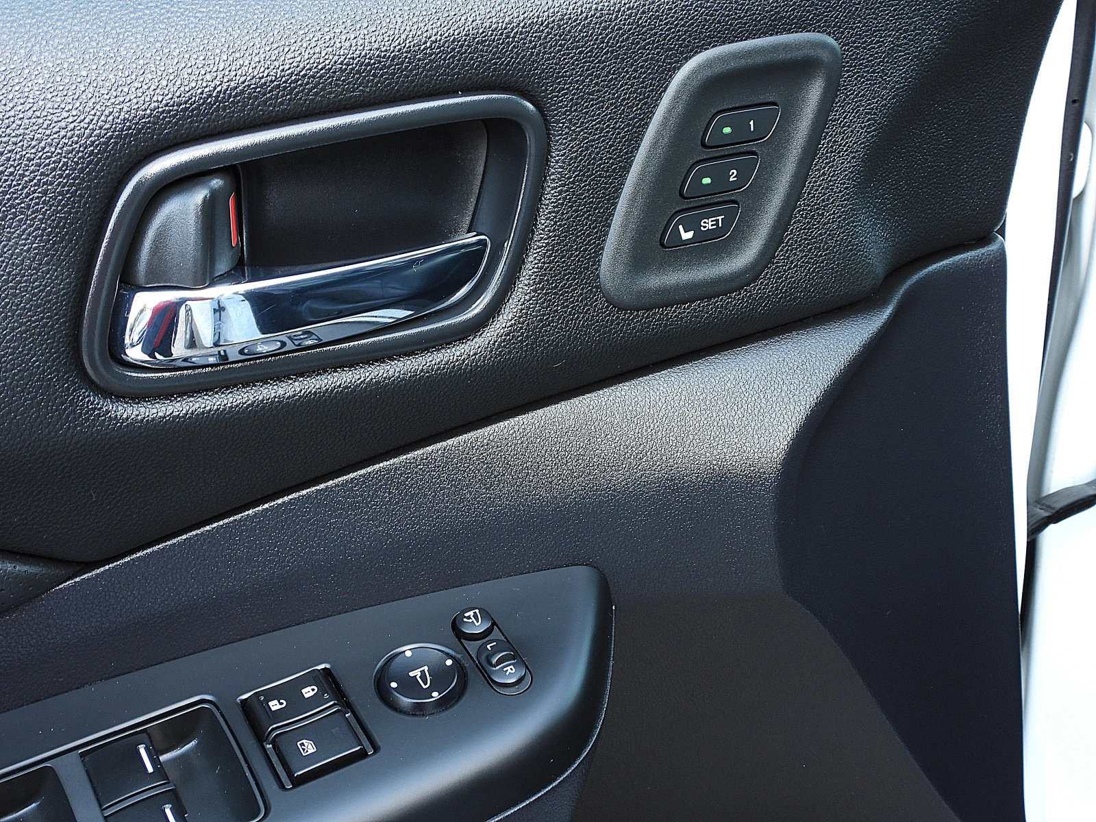 Honda Cr-v 1.6���������-���������/����/����/LANE ASSIST/����� | Mobile.bg � ����������� 9