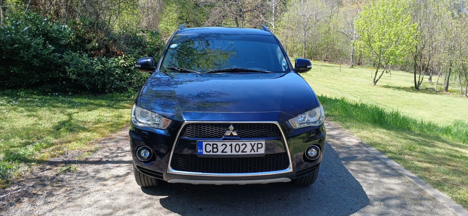 Mitsubishi Outlander 2.4i / 4* 4 / Ръчни скорости / 7м.