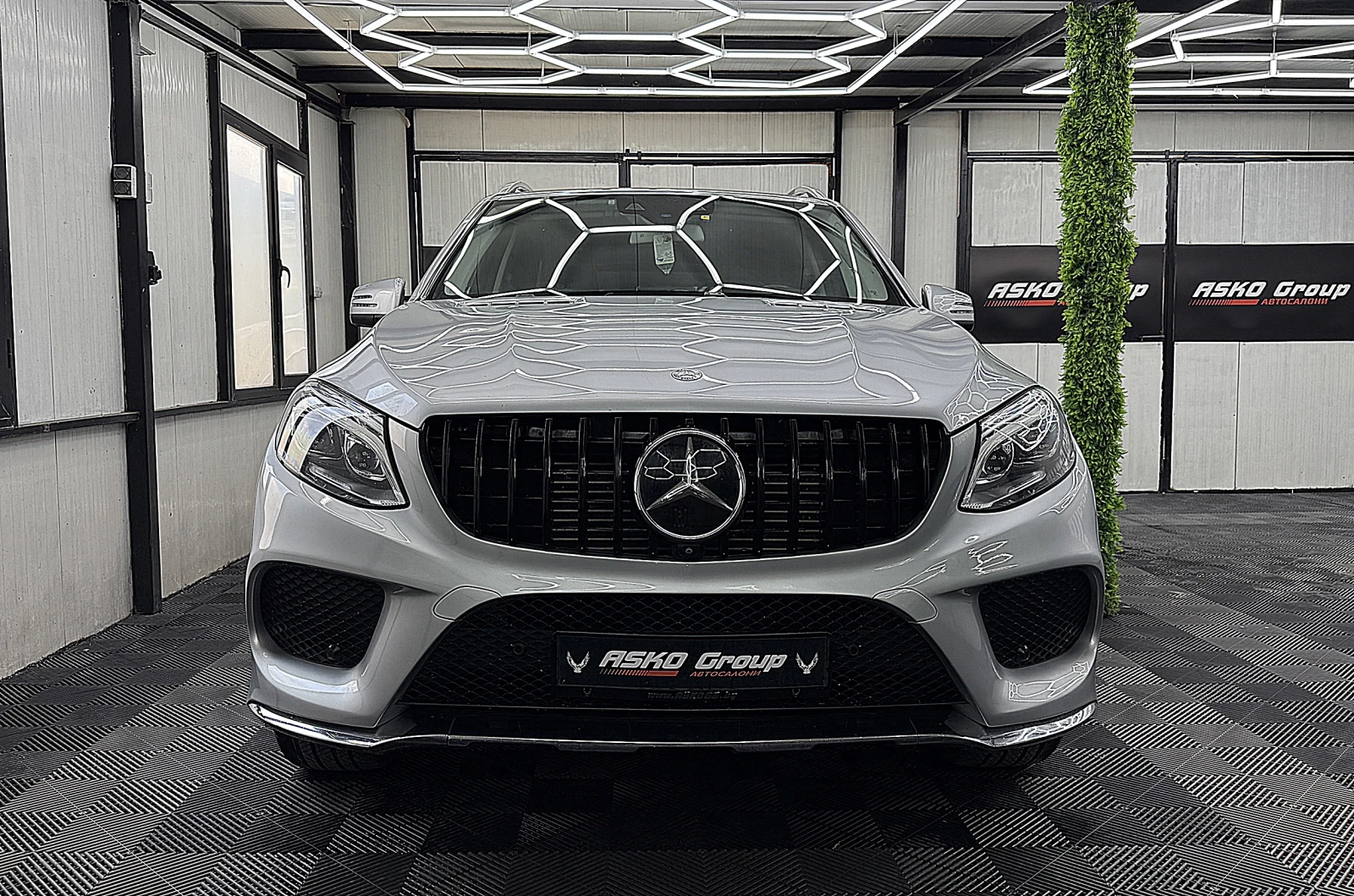 Mercedes-Benz GLE 350 AMG-line/360-K/4-Matic/ PODGREV/СОБСТВЕН ЛИЗИНГ, снимка 2 - Автомобили и джипове - 54740561