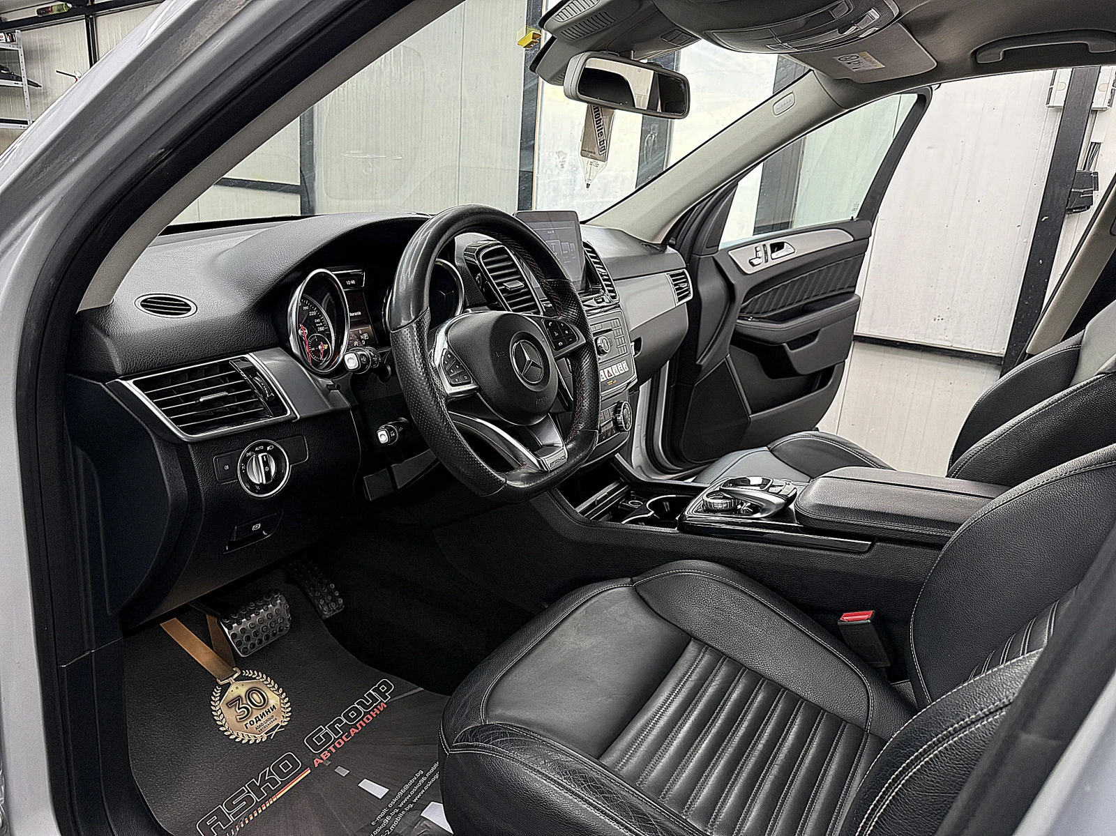 Mercedes-Benz GLE 350 AMG-line/360-K/4-Matic/ PODGREV/СОБСТВЕН ЛИЗИНГ, снимка 11 - Автомобили и джипове - 54740561