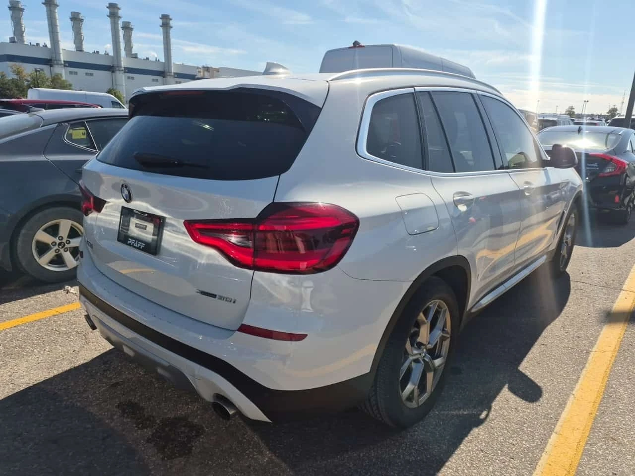 BMW X3  Xdrive30i / Carfax / Автокредит , снимка 2 - Автомобили и джипове - 56267412