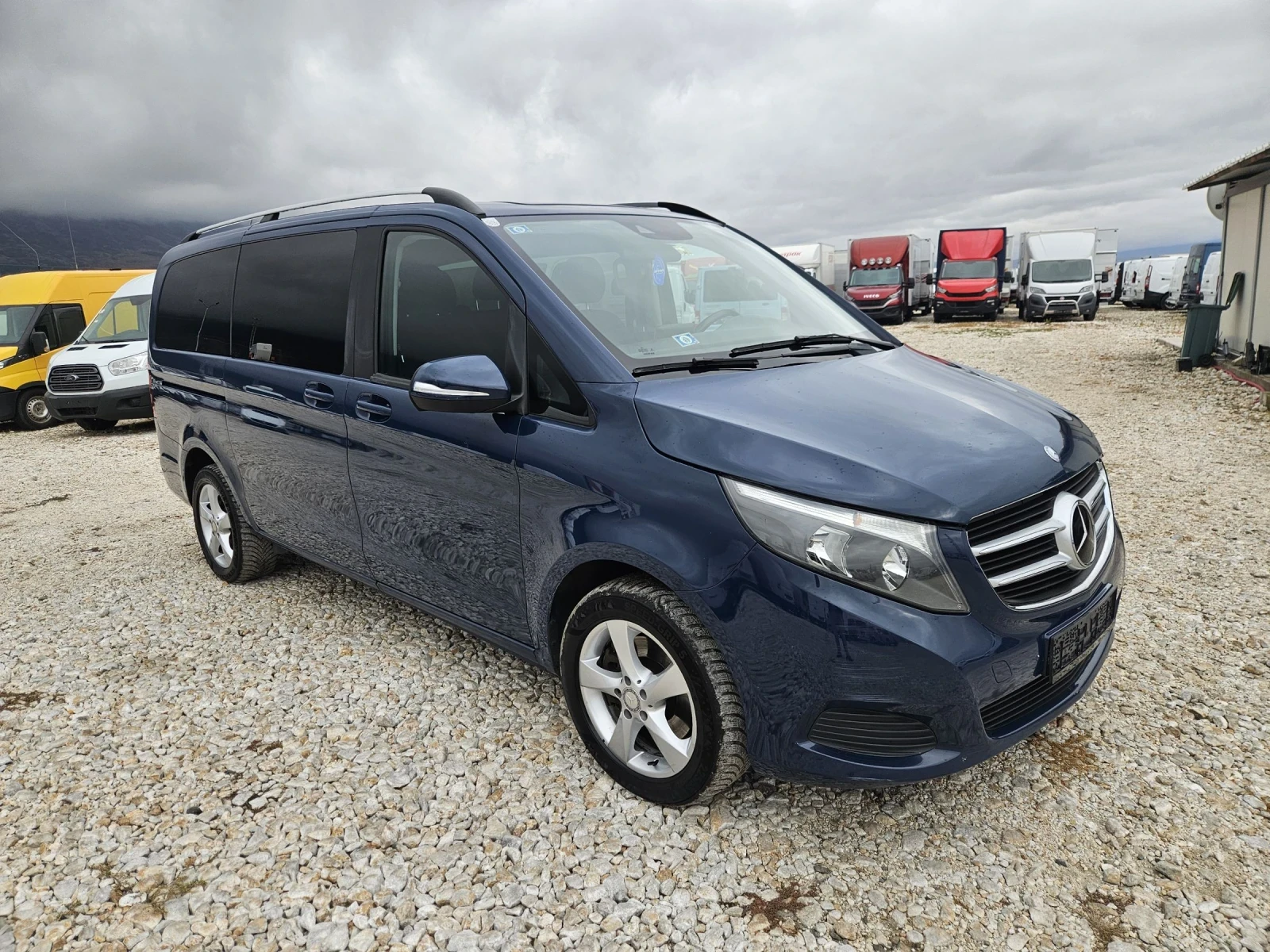 Mercedes-Benz V 250 4 х 4, 8 местен, Нави  - изображение 7