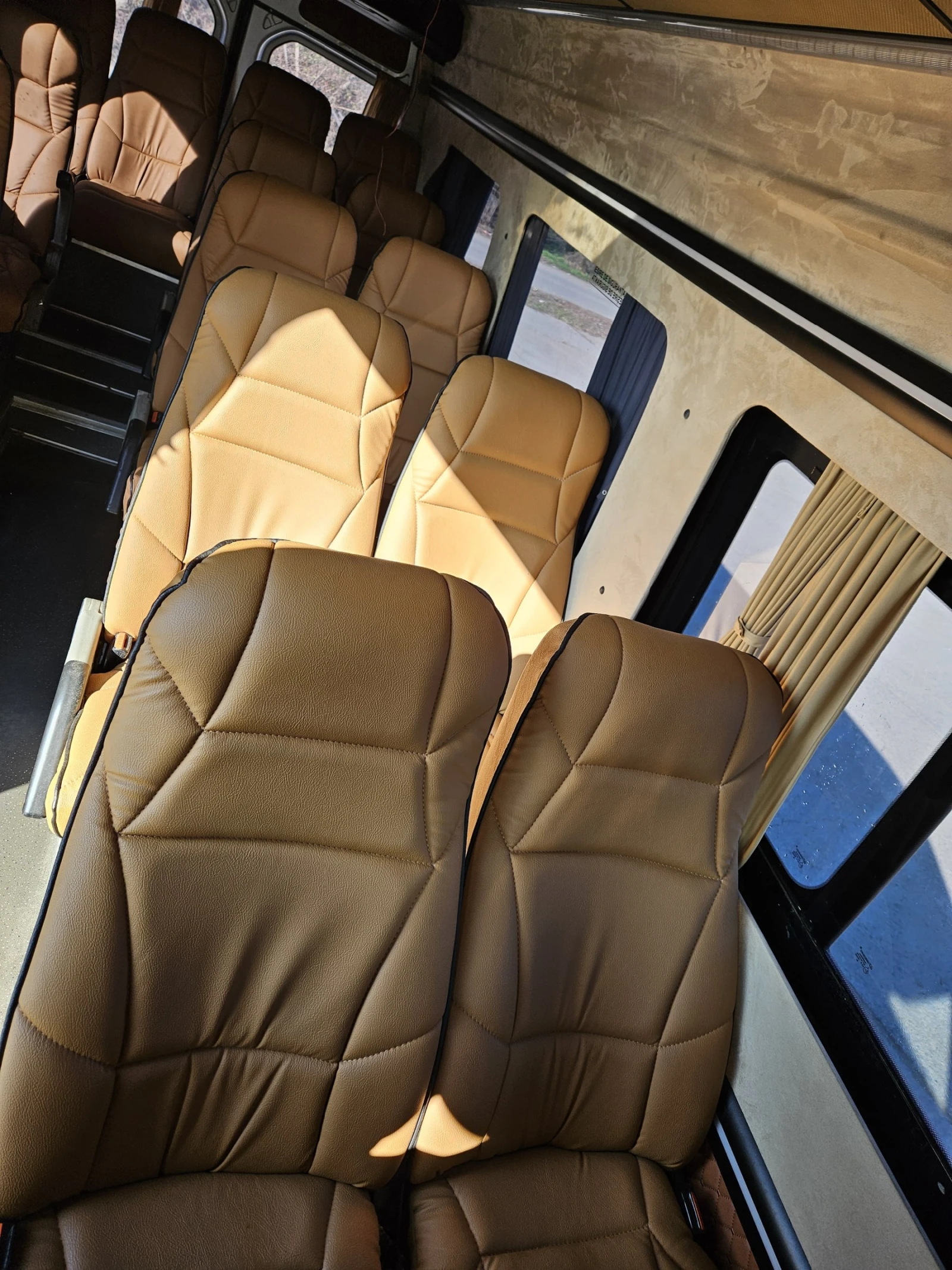 Mercedes-Benz Sprinter 515 20 места , снимка 9 - Бусове и автобуси - 54014290