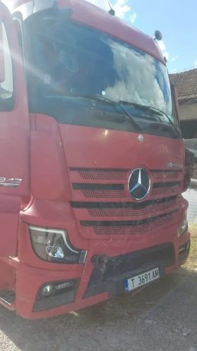 ����� �� �������� �� Mercedes-Benz 1842 Actros