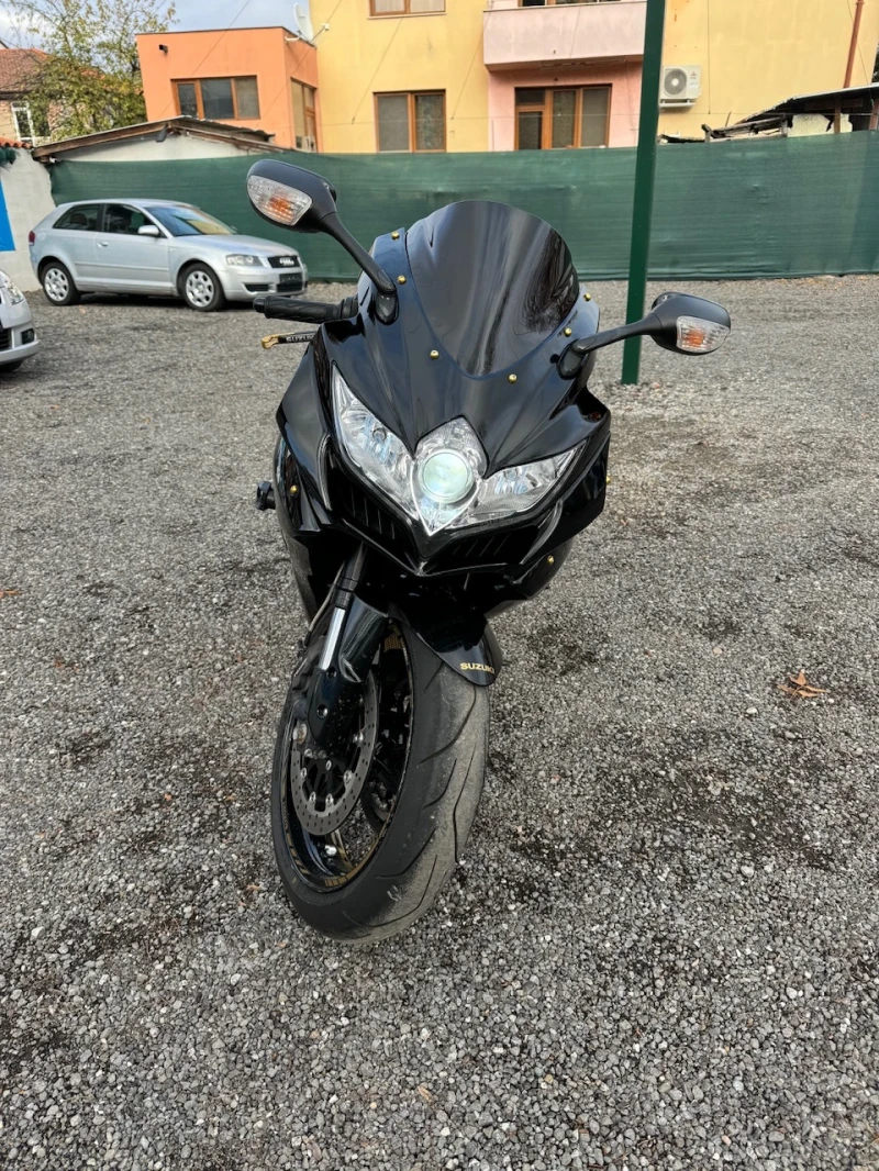 Suzuki Gsxr 750куб* 150к.с.* 23660км.* ОБСЛУЖЕН!, снимка 2 - Мотоциклети и мототехника - 47994734