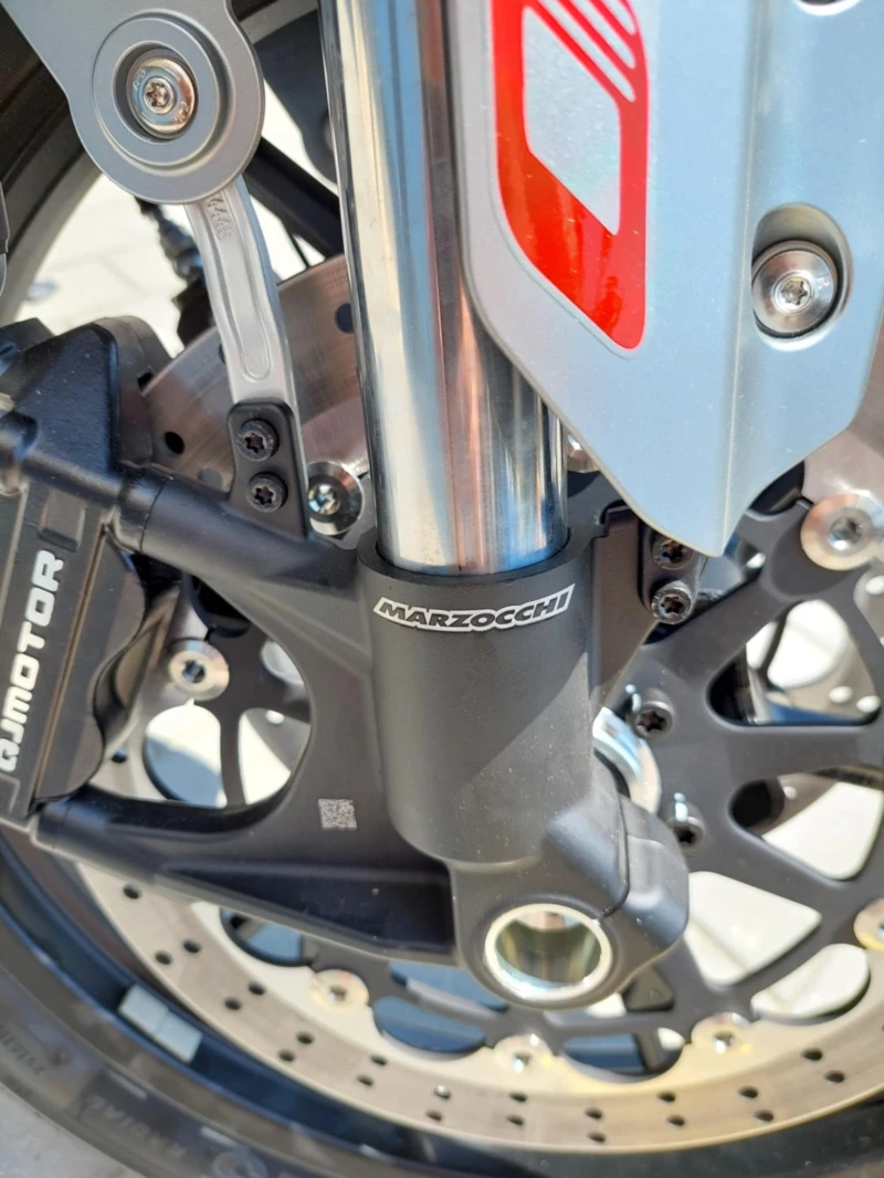 QJMotor SRT 600S, снимка 4 - Мотоциклети и мототехника - 51287284